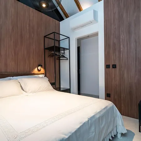 Agape Old Town-luxury Two Bedroom Appartement