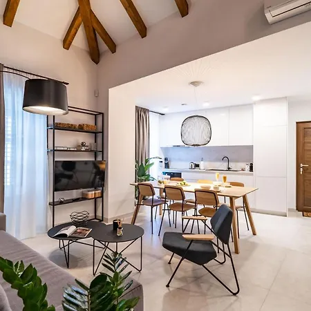 Agape Old Town-luxury Two Bedroom *